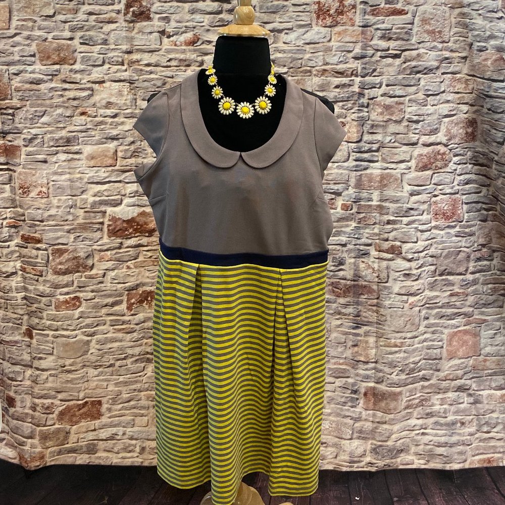 Boden Dress with Sweetheart Peter Pan Collar